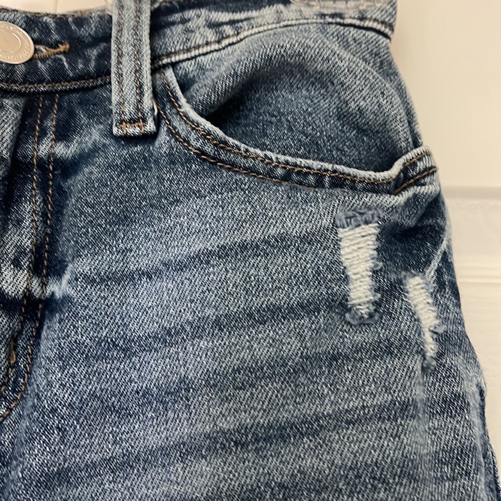 Jeans - Picture 3 of 4
